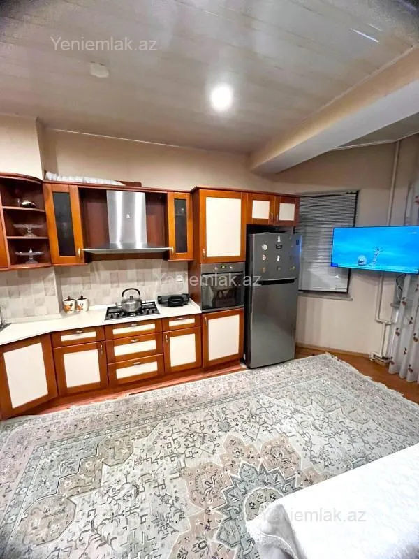 Satılır 4 otaqlı yeni tikili 215 m²