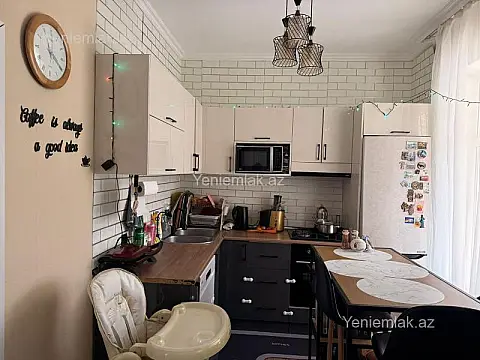 Satılır 4 otaqlı həyət evi 90 m²