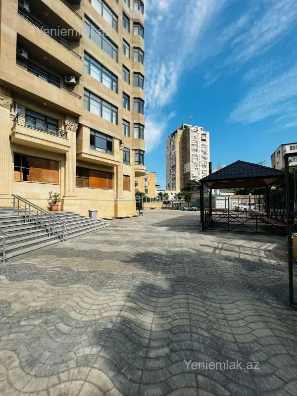 Satılır 3 otaqlı yeni tikili 146 m²