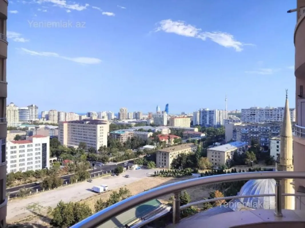 Satılır 3 otaqlı yeni tikili 150 m²