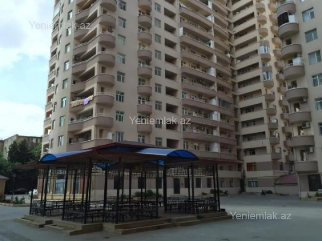 Satılır 3 otaqlı yeni tikili 150 m²