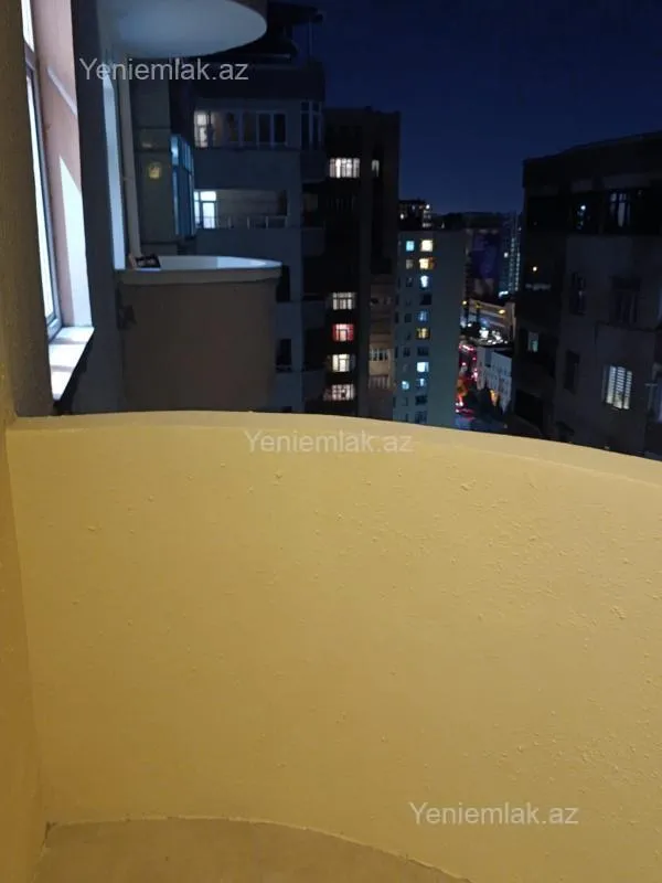 Satılır 3 otaqlı yeni tikili 150 m²