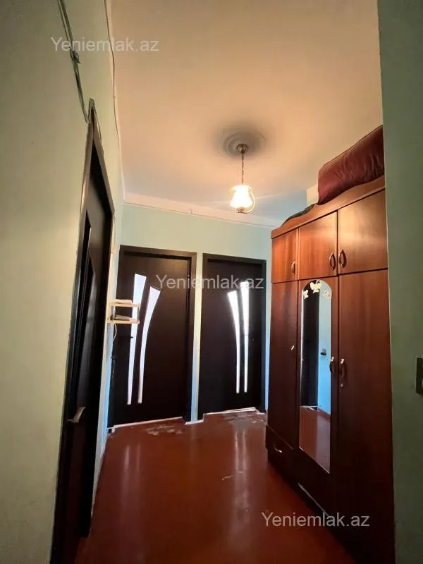 Satılır 3 otaqlı köhnə tikili 85 m²