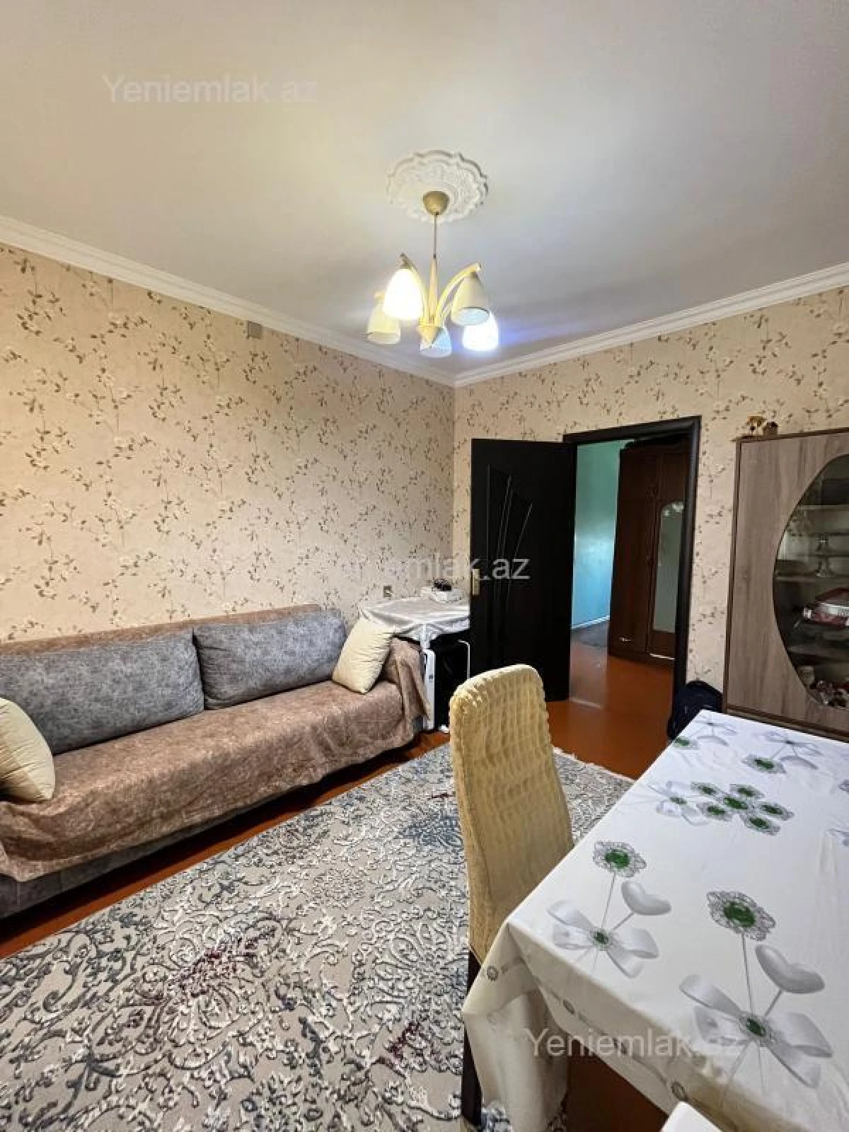 Satılır 3 otaqlı köhnə tikili 85 m²