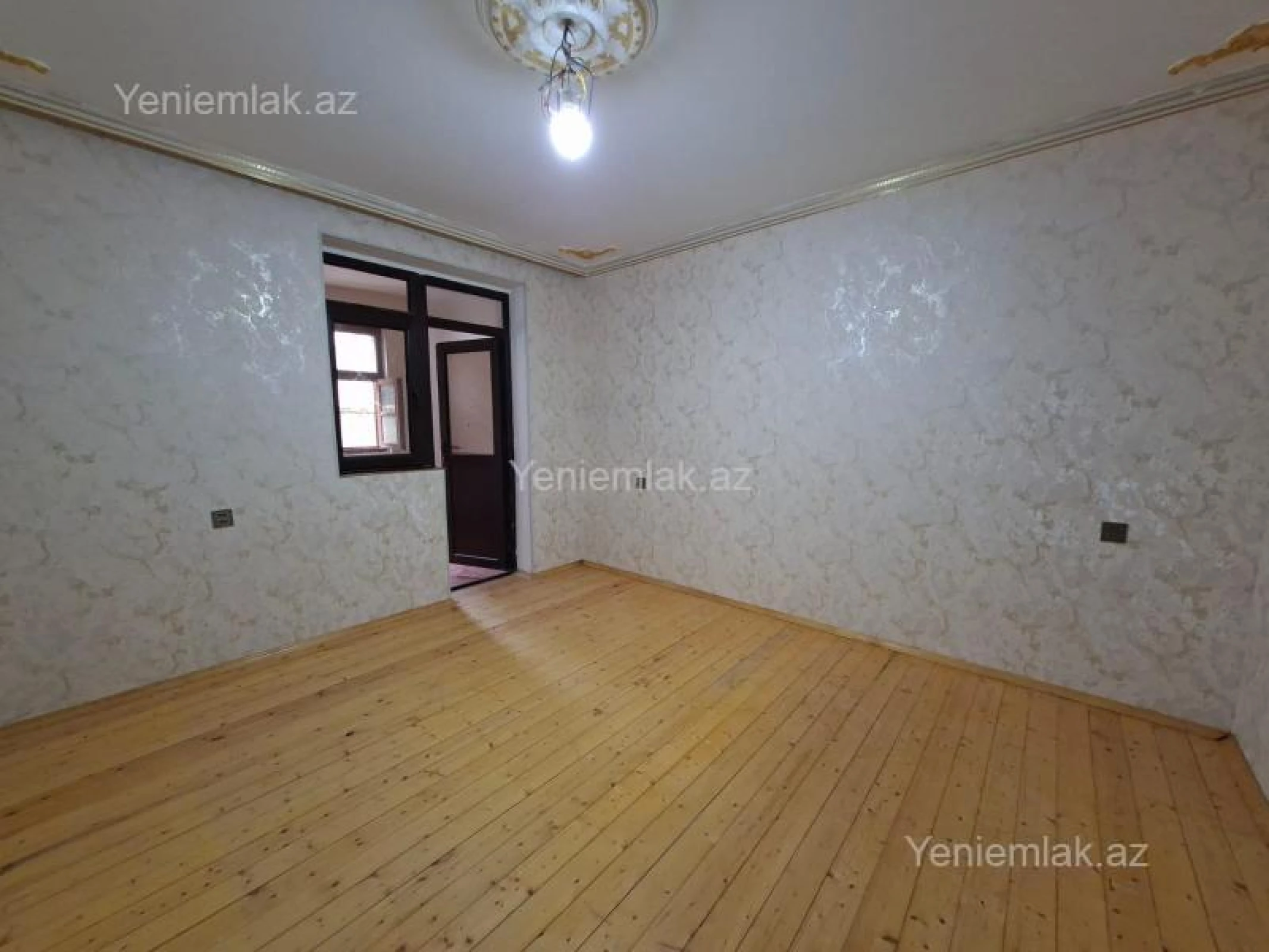 Satılır 3 otaqlı köhnə tikili 50 m²