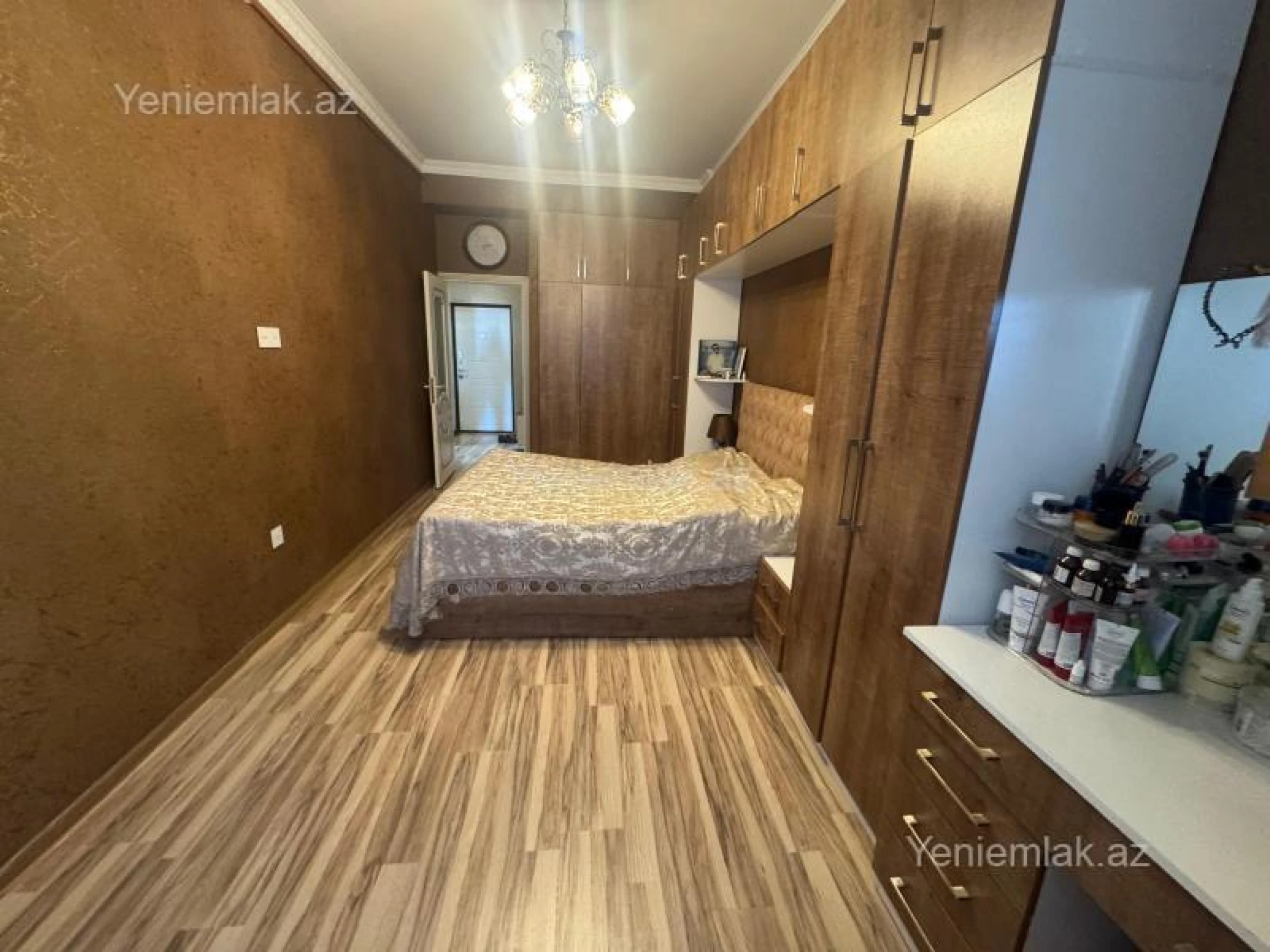 Satılır 2 otaqlı yeni tikili 70 m²