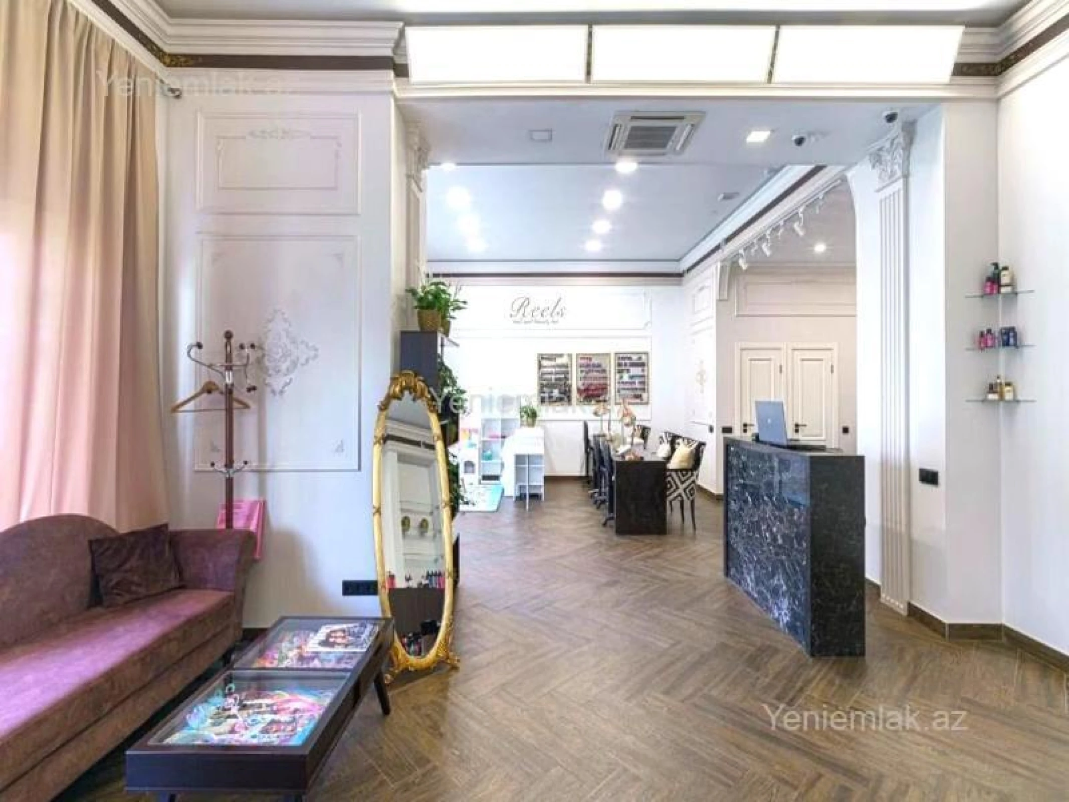 Satılır 6 otaqlı obyekt 275 m²