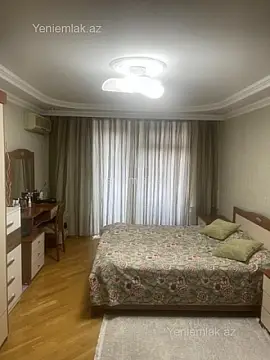 Satılır 3 otaqlı köhnə tikili 80 m²