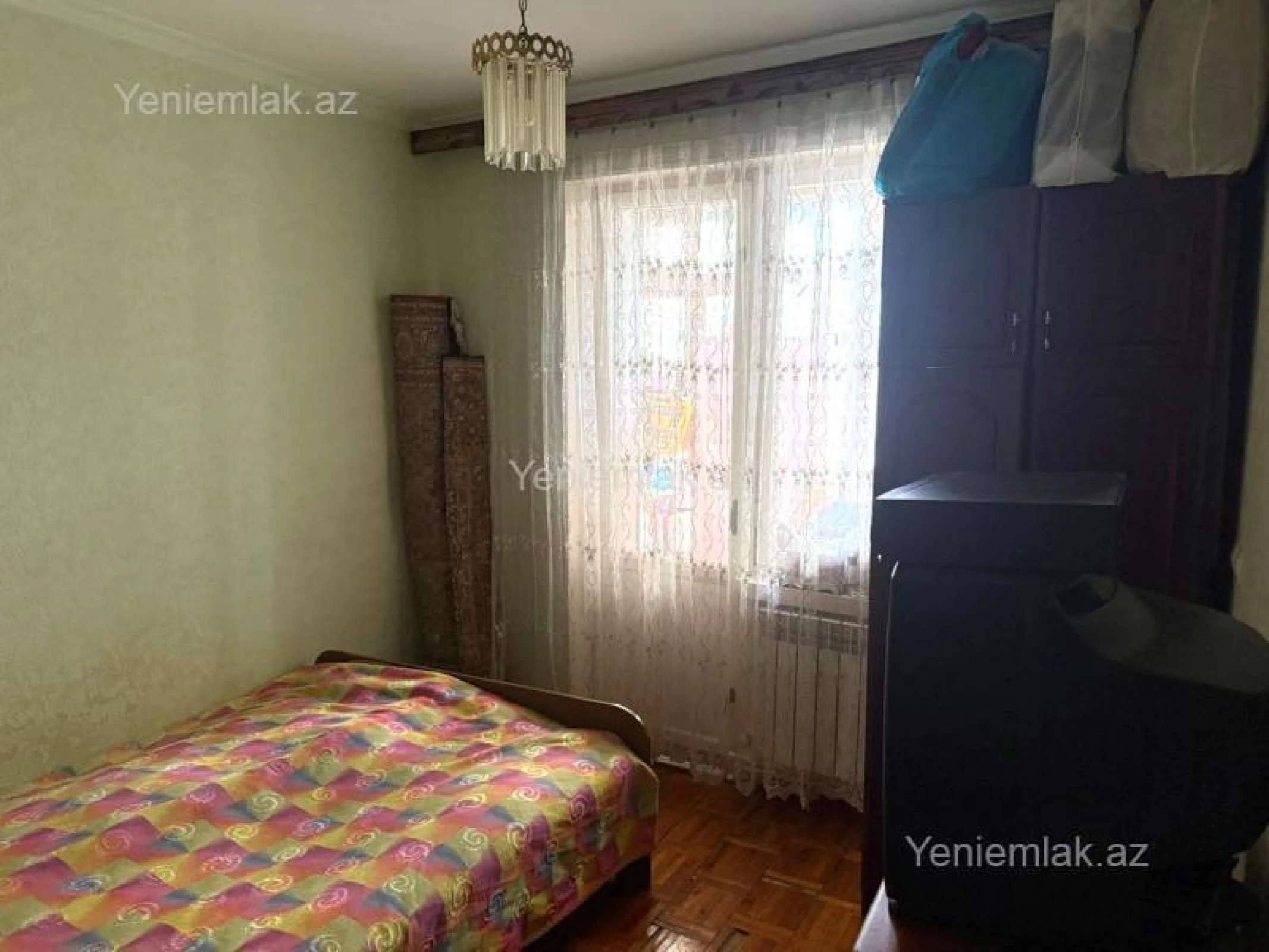 Satılır 3 otaqlı köhnə tikili 80 m²
