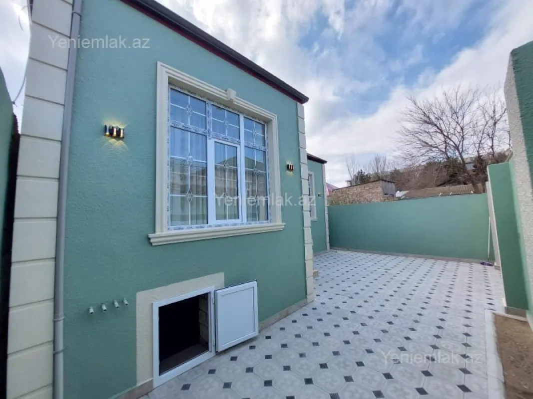 Satılır 3 otaqlı həyət evi 100 m²