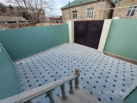 Satılır 3 otaqlı həyət evi 100 m²