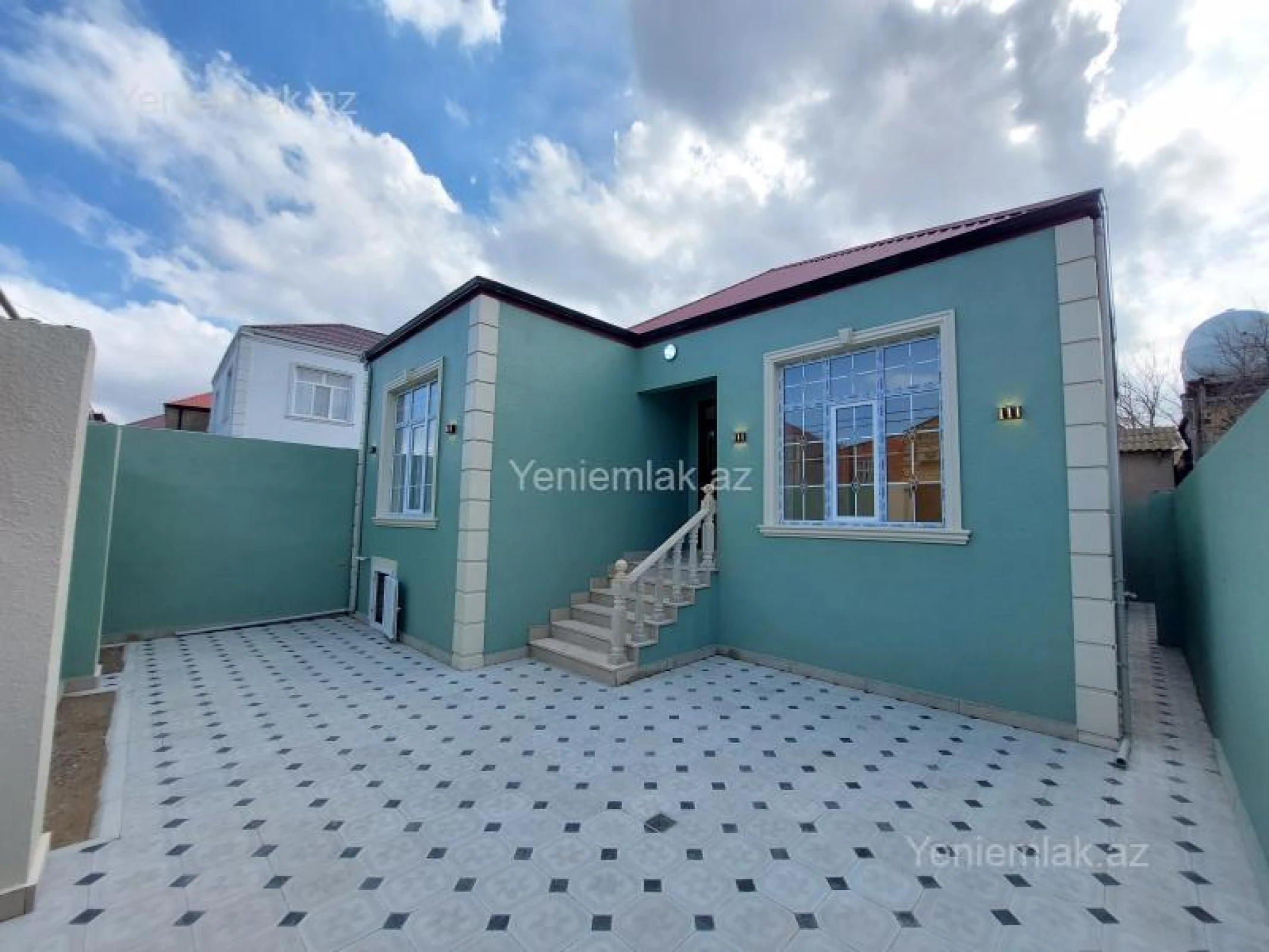Satılır 3 otaqlı həyət evi 100 m²
