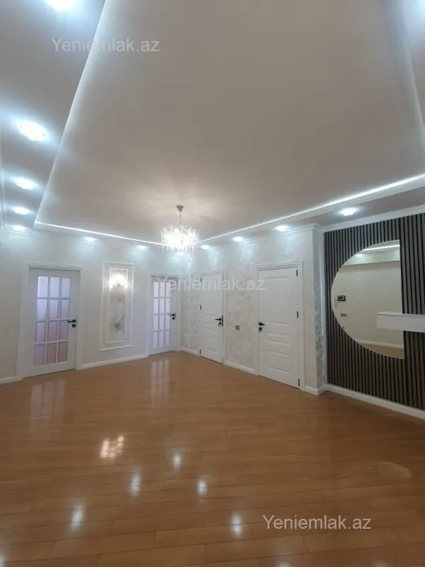 Satılır 3 otaqlı yeni tikili 134 m²