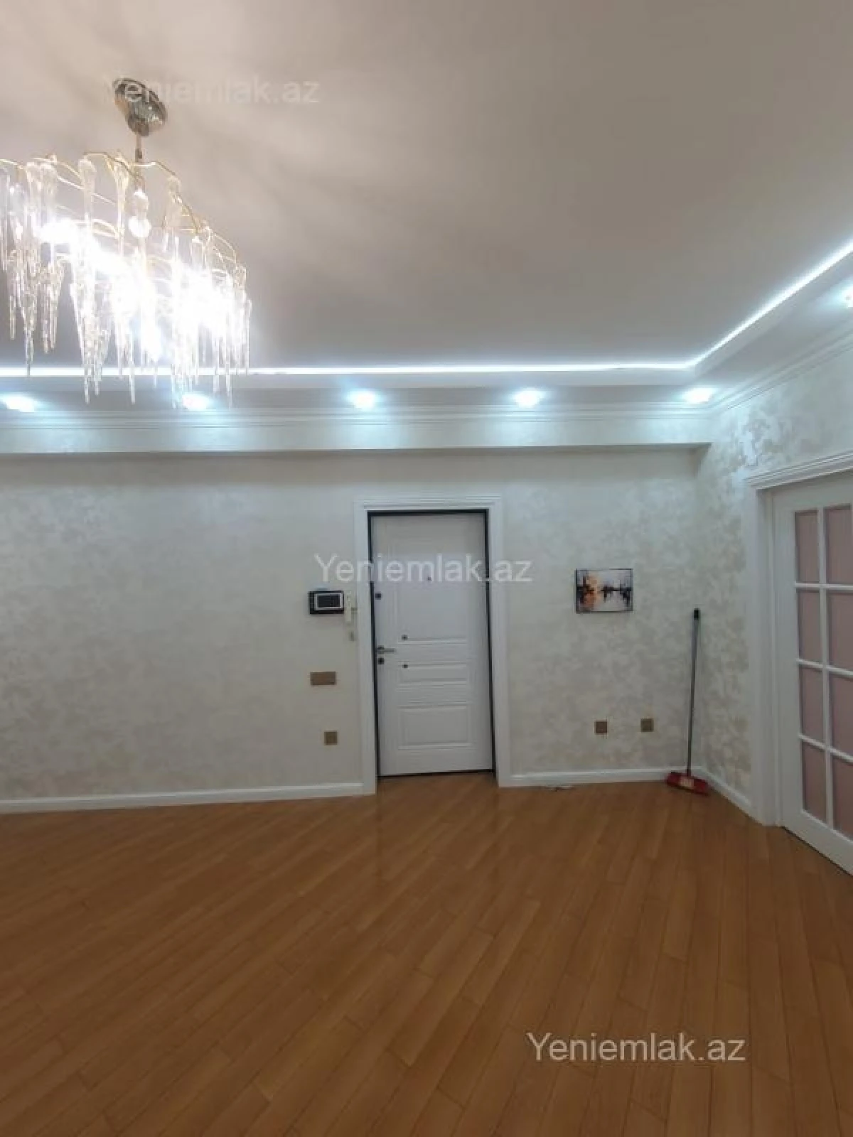 Satılır 3 otaqlı yeni tikili 134 m²