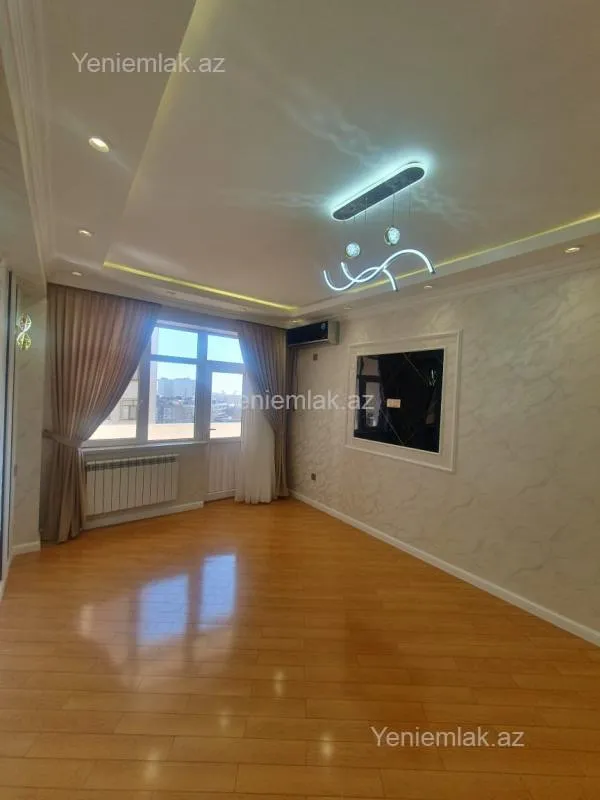 Satılır 3 otaqlı yeni tikili 134 m²