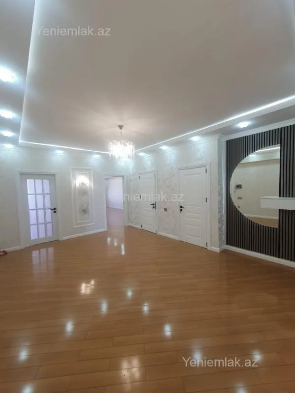 Satılır 3 otaqlı yeni tikili 134 m²