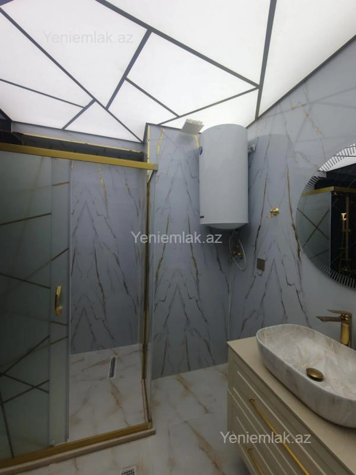 Satılır 3 otaqlı yeni tikili 134 m²