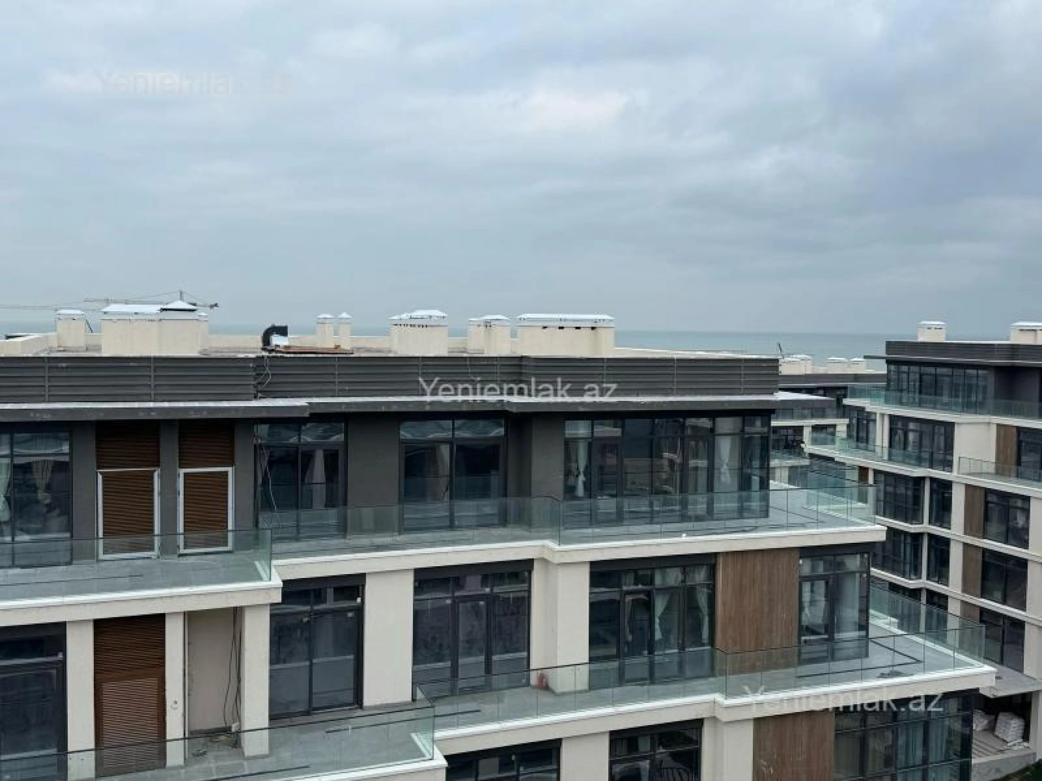 Satılır 4 otaqlı yeni tikili 208 m²