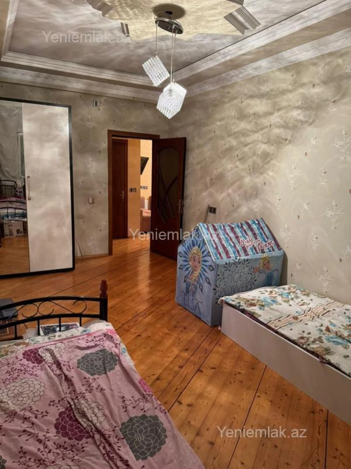 Satılır 2 otaqlı yeni tikili 92 m²