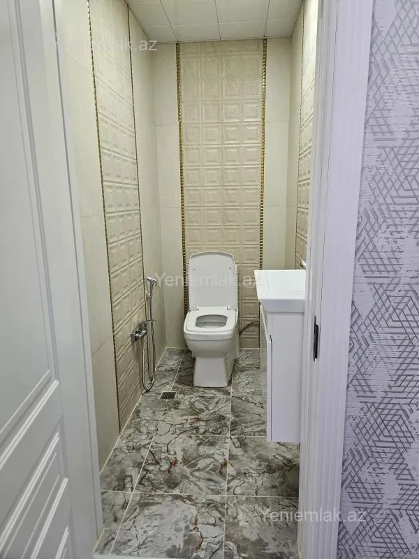 Satılır 4 otaqlı həyət evi 200 m²