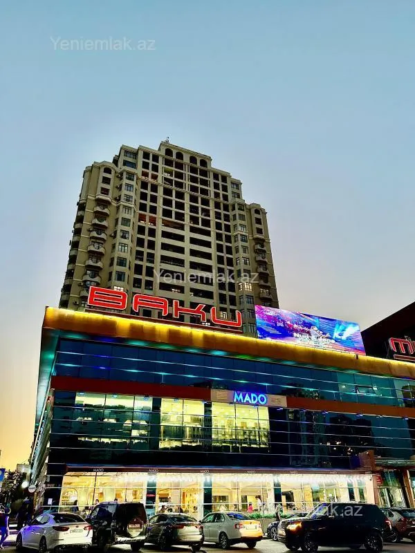 Satılır 3 otaqlı yeni tikili 137 m²