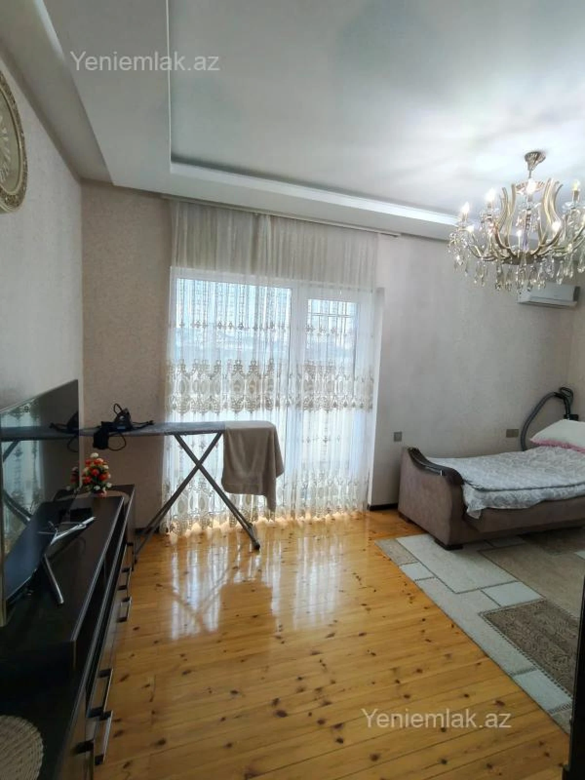 Satılır 1 otaqlı köhnə tikili 40 m²