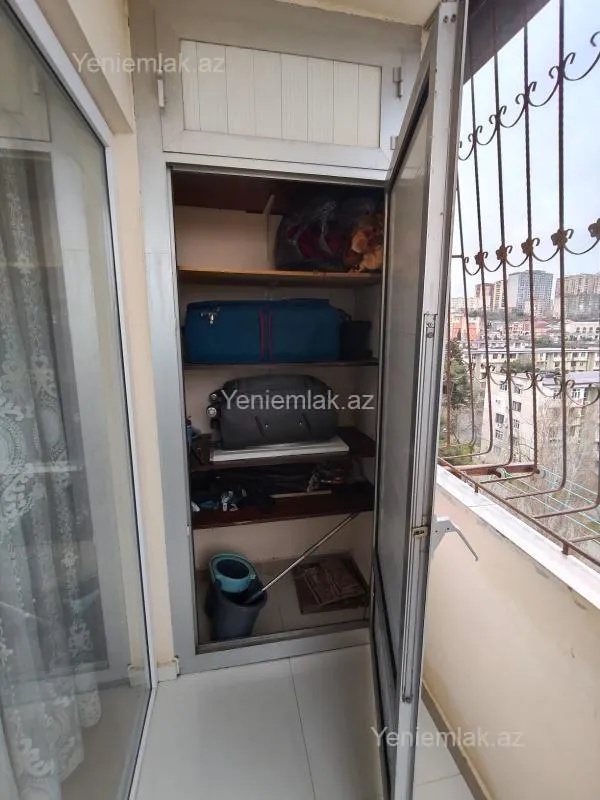 Satılır 1 otaqlı köhnə tikili 40 m²