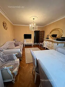 Satılır 3 otaqlı köhnə tikili 86 m²