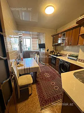 Satılır 3 otaqlı köhnə tikili 86 m²
