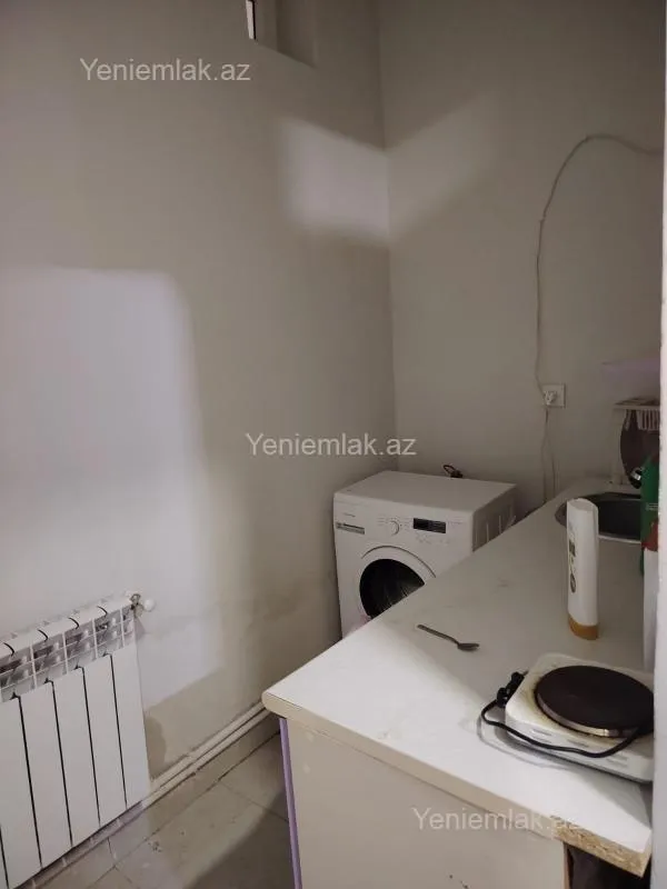 Satılır 3 otaqlı ofis 100 m²