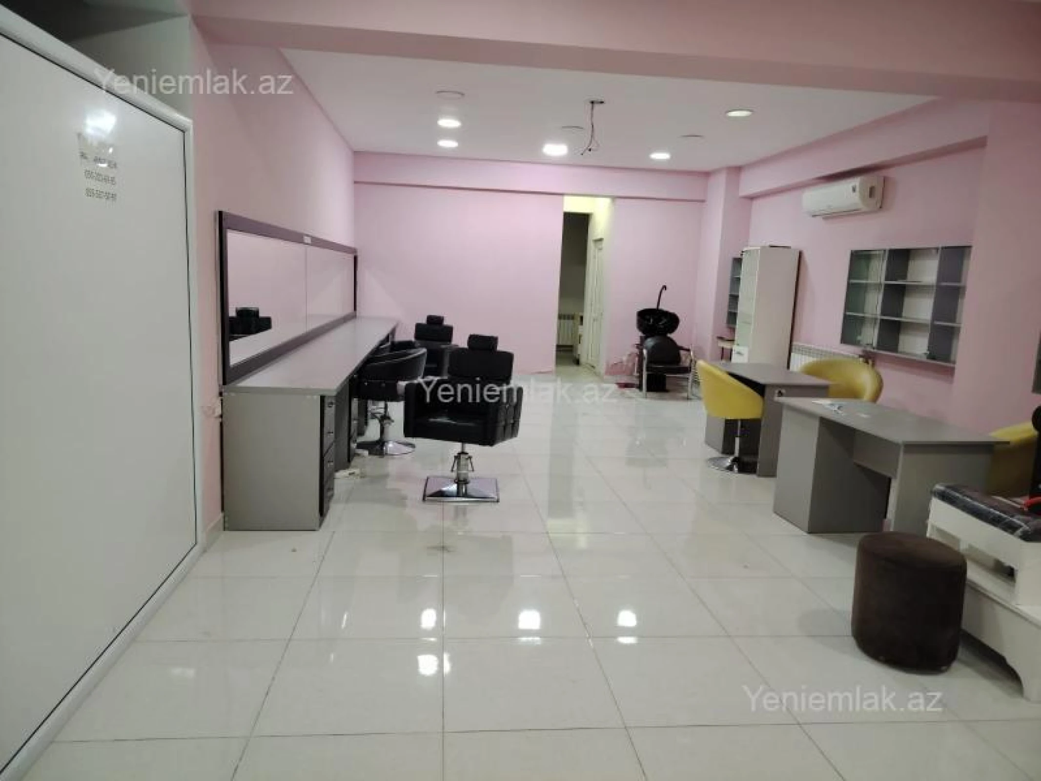 Satılır 3 otaqlı ofis 100 m²