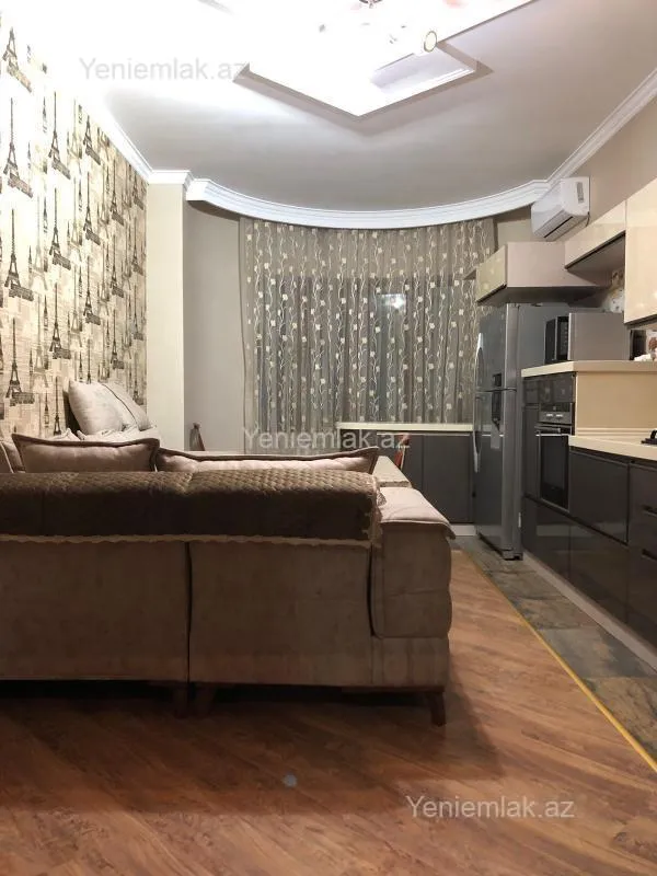 Satılır 3 otaqlı yeni tikili 150 m²