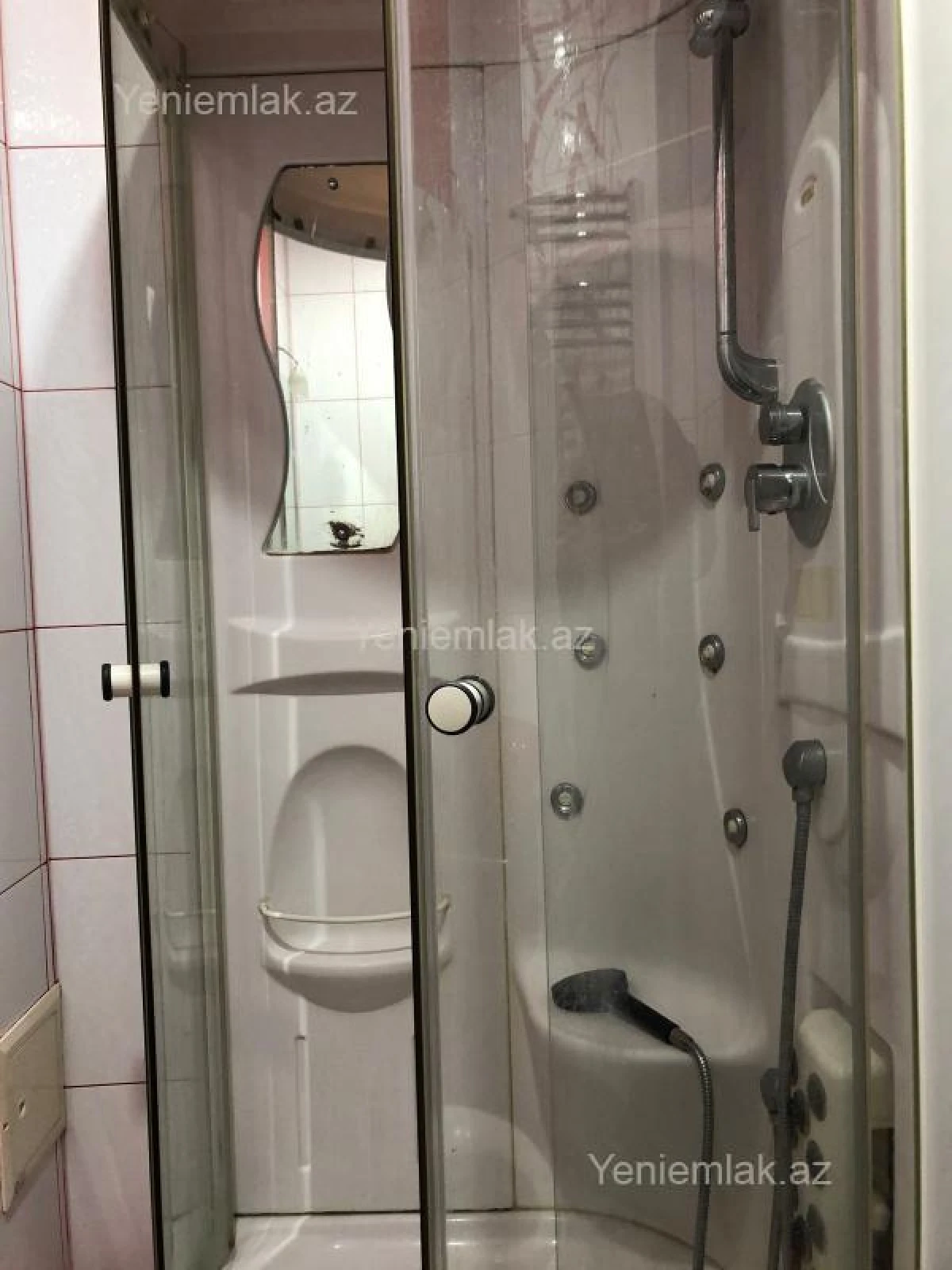 Satılır 3 otaqlı yeni tikili 150 m²