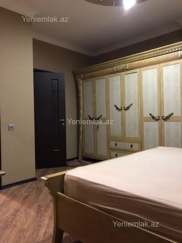 Satılır 3 otaqlı yeni tikili 150 m²