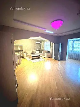 Satılır 5 otaqlı köhnə tikili 120 m²