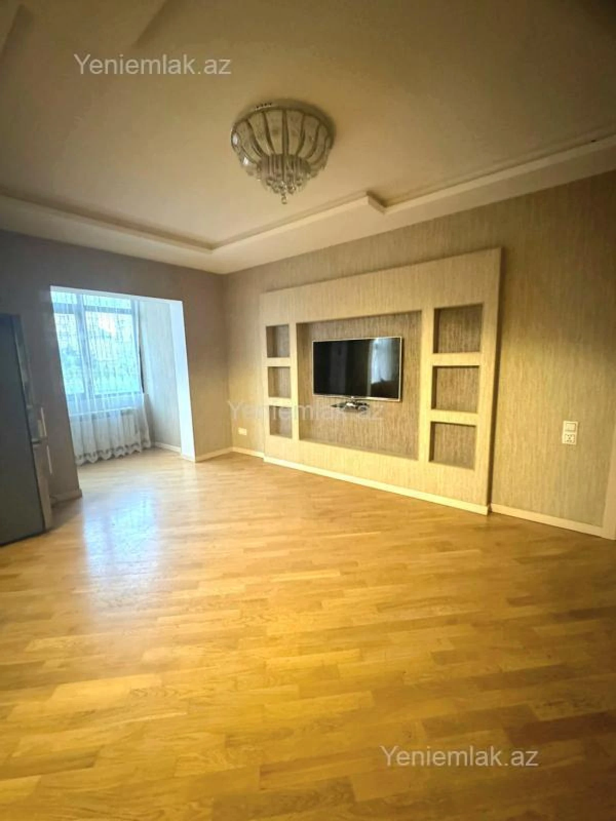 Satılır 5 otaqlı köhnə tikili 120 m²