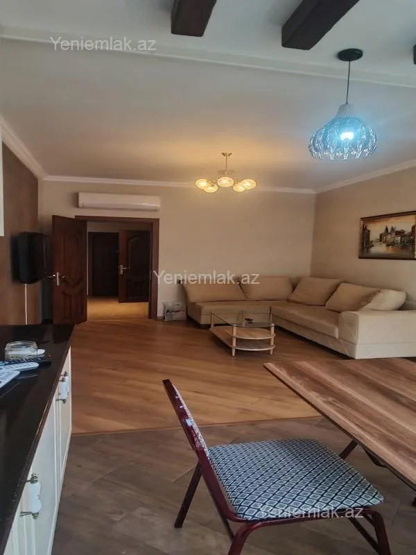 Satılır 2 otaqlı yeni tikili 65 m²