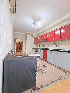 Satılır 3 otaqlı yeni tikili 130 m²