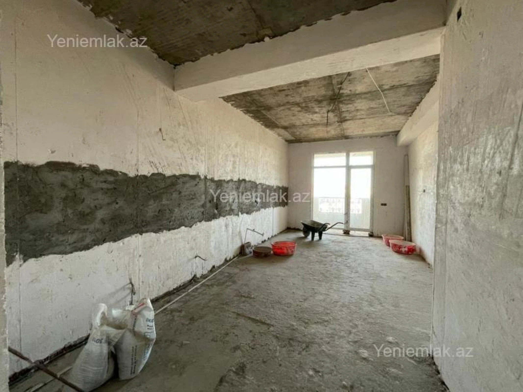 Satılır 4 otaqlı yeni tikili 215 m²