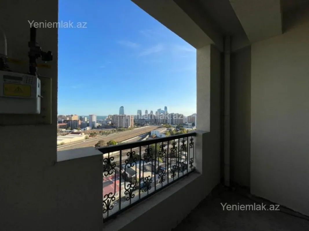 Satılır 4 otaqlı yeni tikili 215 m²