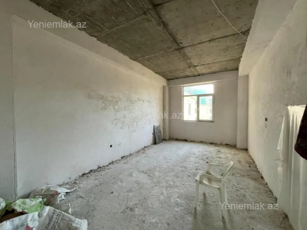 Satılır 4 otaqlı yeni tikili 215 m²