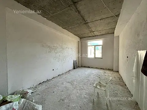 Satılır 4 otaqlı yeni tikili 215 m²