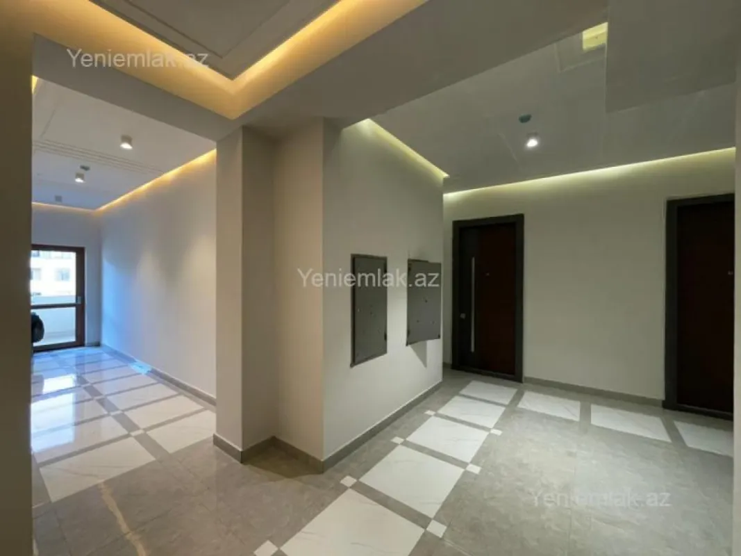 Satılır 4 otaqlı yeni tikili 215 m²