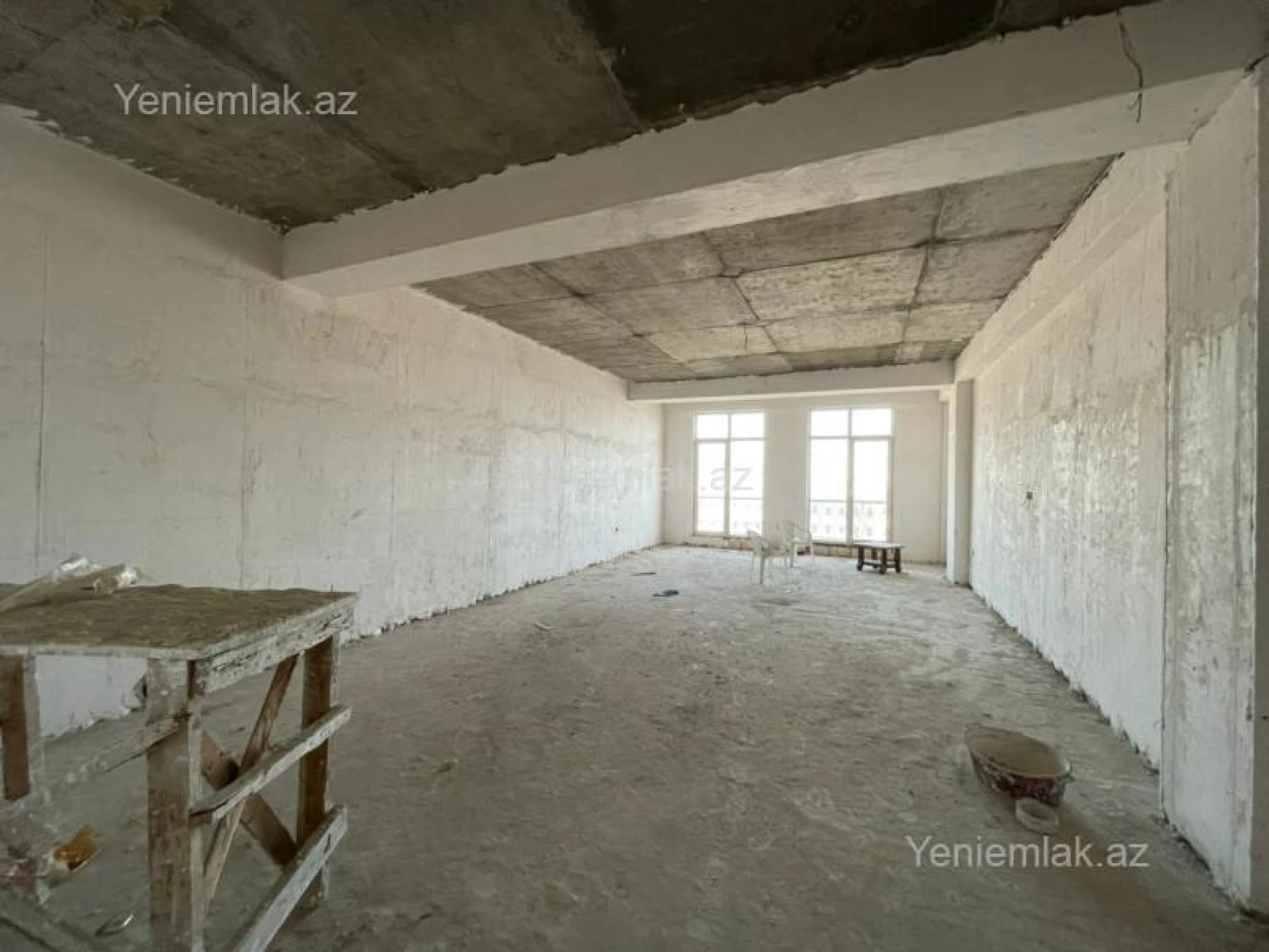 Satılır 4 otaqlı yeni tikili 215 m²