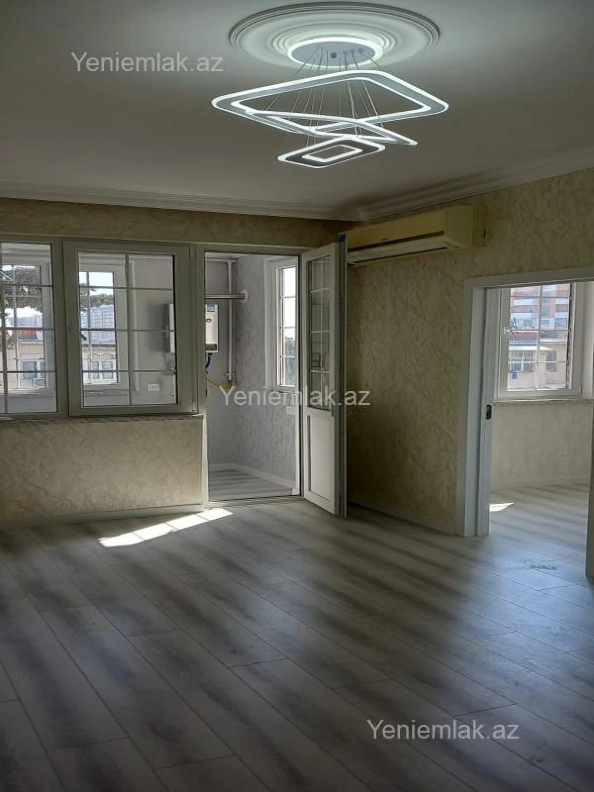 Satılır 3 otaqlı köhnə tikili 55 m²