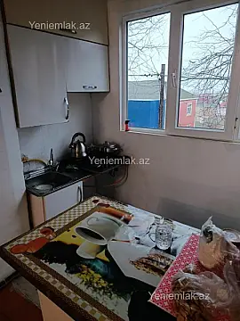 Satılır 2 otaqlı köhnə tikili 45 m²