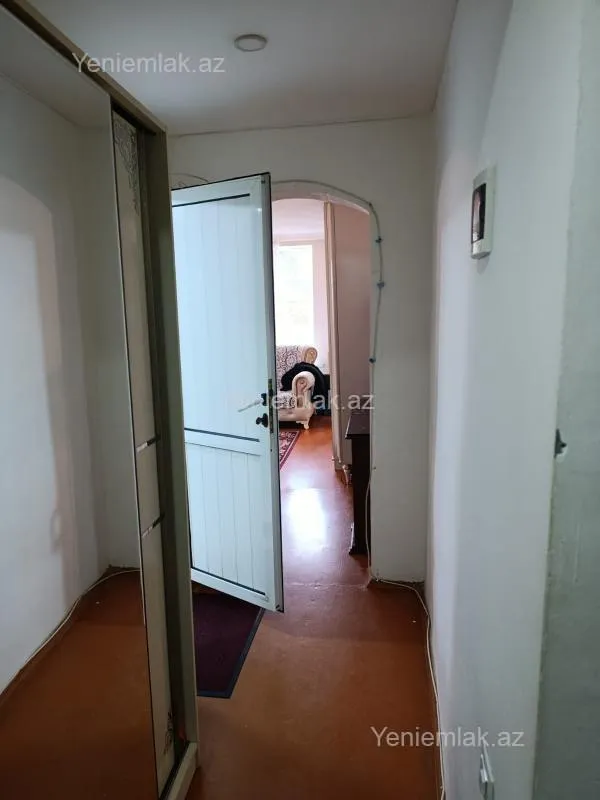 Satılır 2 otaqlı köhnə tikili 45 m²