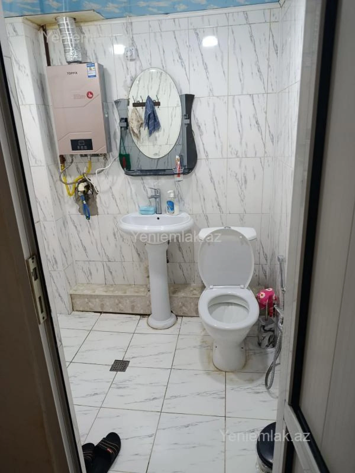 Satılır 2 otaqlı köhnə tikili 45 m²