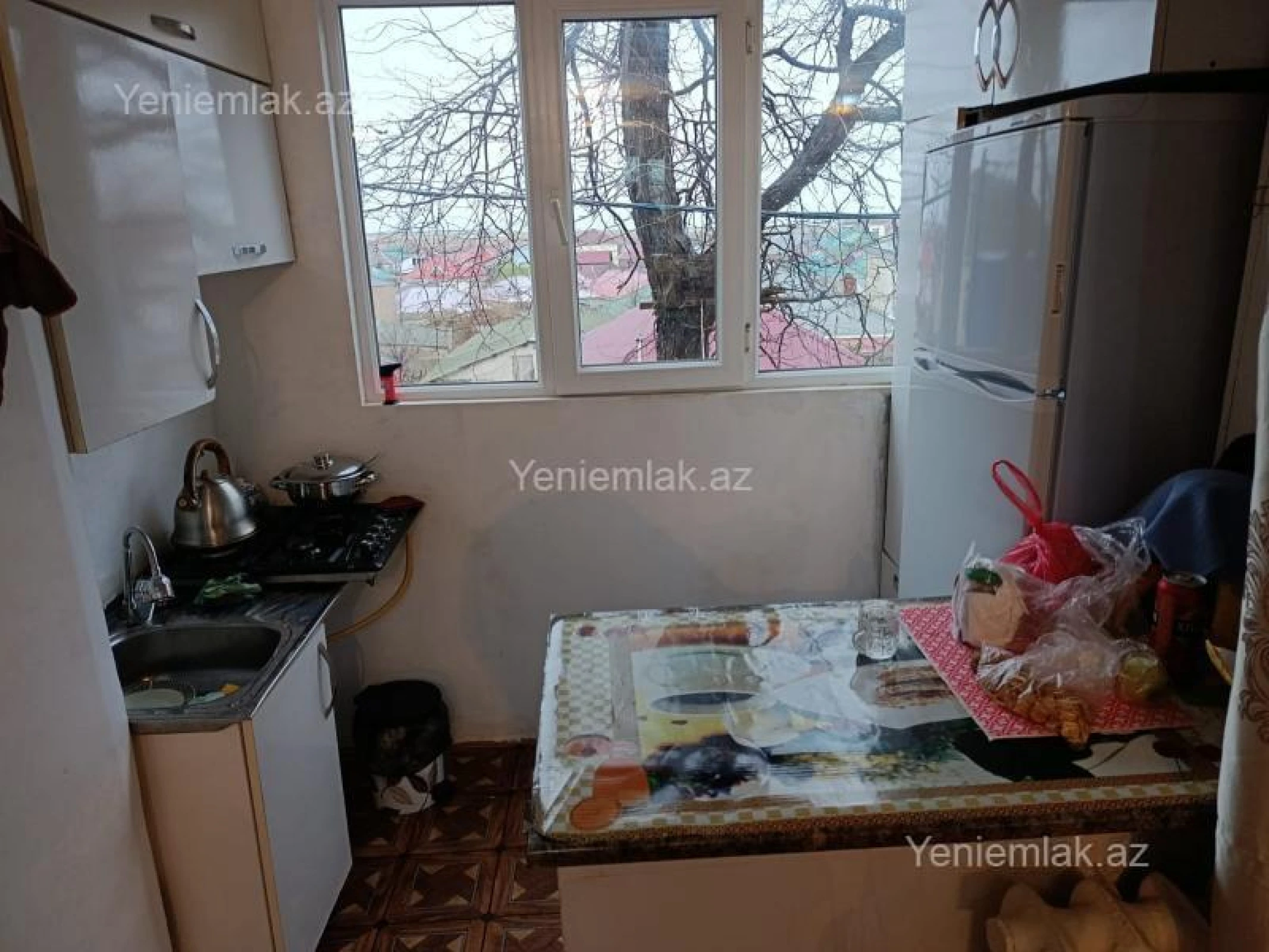 Satılır 2 otaqlı köhnə tikili 45 m²