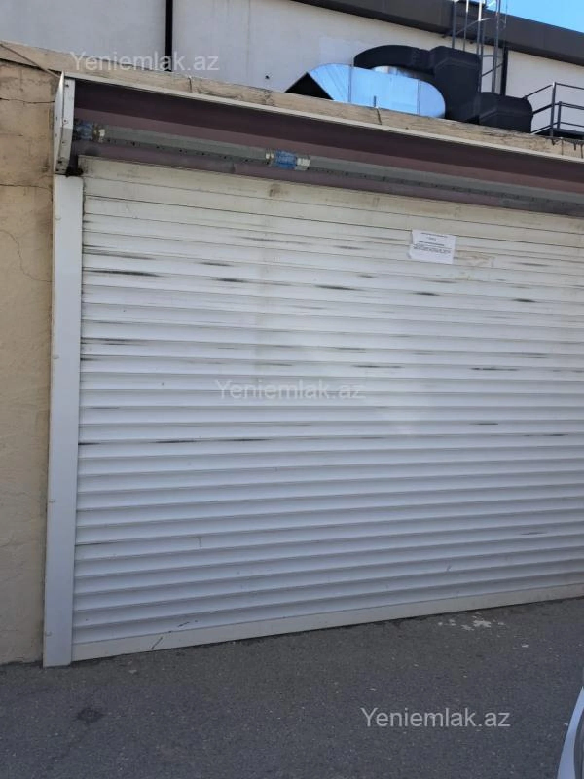 Satılır 2 otaqlı köhnə tikili 76 m²